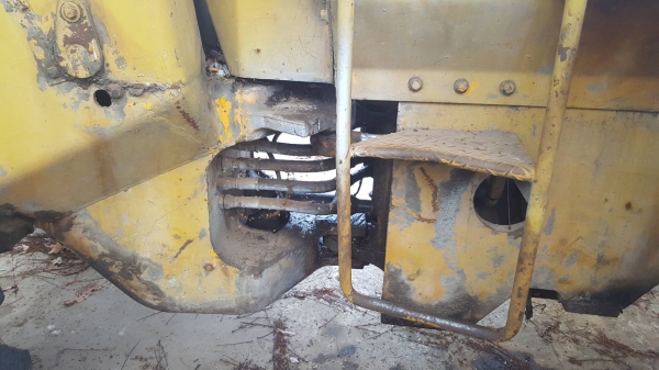 ขาย รถตัก CAT 910 เครื่องดี เกียร์ใหม่ ปั้มดี รถใช้งานได้ครับ ขาย รถตัก CAT 910 เครื่องดี เกียร์ใหม่ ปั้มดี รถใช้งานได้ครับ