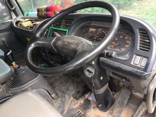 ขาย 1,050,000 บาท ISUZU FVZ33MZ2 สองเพลาดั้ม เครื่อง6HH1-Turbointer 230 ปี53 ดั้มสามมิตรลอนเฉียง เคร