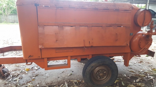 ขาย เครื่องปั้มลม MITSUI ขนาด 9 บาร์ แถมหัวแย็ก 1 ชุด เครื่อง HINO EC100 130 แรงม้า 6 สูบ ราคาต่อรองได้ครับ