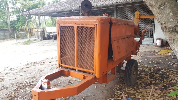 ขาย เครื่องปั้มลม MITSUI ขนาด 9 บาร์ แถมหัวแย็ก 1 ชุด เครื่อง HINO EC100 130 แรงม้า 6 สูบ ราคาต่อรองได้ครับ