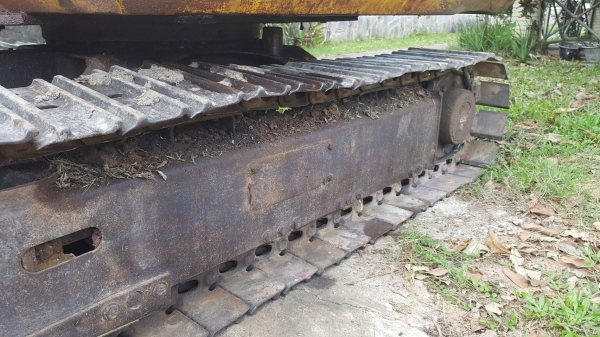 ขาย รถแบคโฮเล็ก KOMATSU PC20-5 เครื่องดี ปั้มดี ช่วงล่างแน่น รถใช้งานอยู่ครับ เอกสารใบซื้อขาย