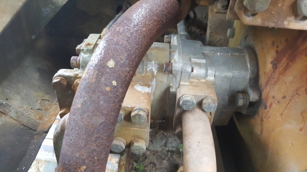 ขาย รถแบคโฮเล็ก KOMATSU PC20-5 เครื่องดี ปั้มดี ช่วงล่างแน่น รถใช้งานอยู่ครับ เอกสารใบซื้อขาย