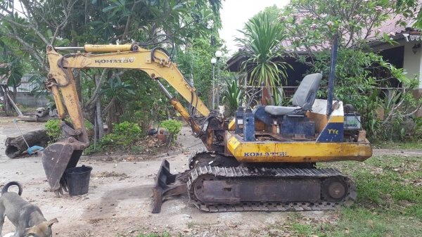 ขาย รถแบคโฮเล็ก KOMATSU PC20-5 เครื่องดี ปั้มดี ช่วงล่างแน่น รถใช้งานอยู่ครับ เอกสารใบซื้อขาย