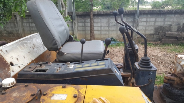 ขาย รถแบคโฮเล็ก KOMATSU PC20-5 เครื่องดี ปั้มดี ช่วงล่างแน่น รถใช้งานอยู่ครับ เอกสารใบซื้อขาย