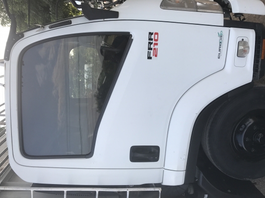 ขาย6ล้อISUZU FRR 210แรง จดปี56 ยูโร3 ไมล์40,000กิโลกระบะเหล็กพร้อมคอกยาว6.5เใตร