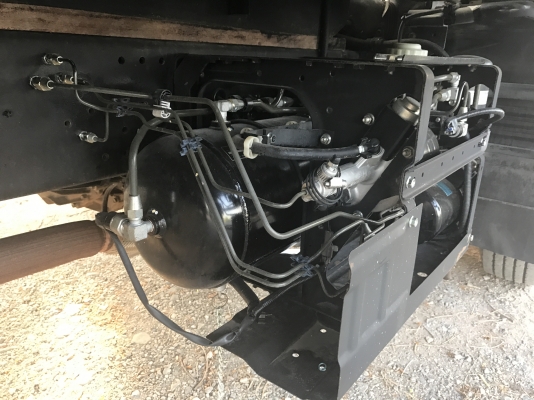 ขาย6ล้อISUZU FRR 210แรง จดปี56 ยูโร3 ไมล์40,000กิโลกระบะเหล็กพร้อมคอกยาว6.5เใตร