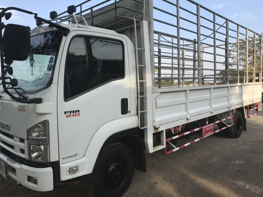 ขาย6ล้อISUZU FRR 210แรง จดปี56 ยูโร3 ไมล์40,000กิโลกระบะเหล็กพร้อมคอกยาว6.5เใตร