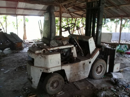 ขาย รถฟอร์คลิฟต์ NISSAN 1.5 ตัน เครื่องเบนซิน รถใช้งานได้ครับ