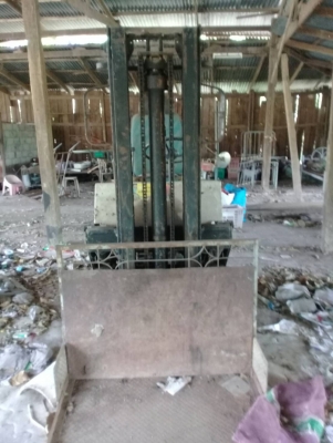 ขาย รถฟอร์คลิฟต์ NISSAN 1.5 ตัน เครื่องเบนซิน รถใช้งานได้ครับ