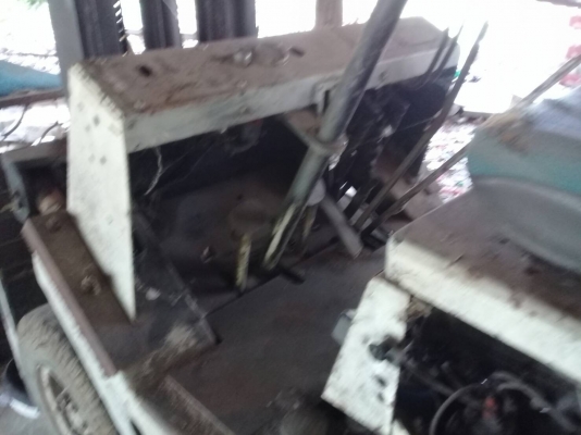 ขาย รถฟอร์คลิฟต์ NISSAN 1.5 ตัน เครื่องเบนซิน รถใช้งานได้ครับ