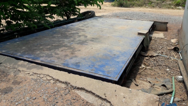 ขาย ตราชั่งขนาด 20 ตัน กว้าง 2.5 เมตร ยาว 5 เมตร อุปกรณ์มีครบ ราคาต่อรองได้ครับ