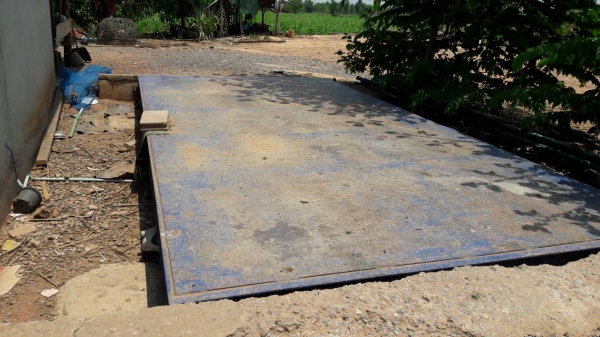 ขาย ตราชั่งขนาด 20 ตัน กว้าง 2.5 เมตร ยาว 5 เมตร อุปกรณ์มีครบ ราคาต่อรองได้ครับ