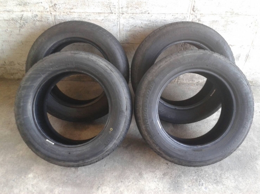 ยาง บริสโตน 195/60R15ปี14 สวยๆ ชุดนี้ ราคา 2990 บาท