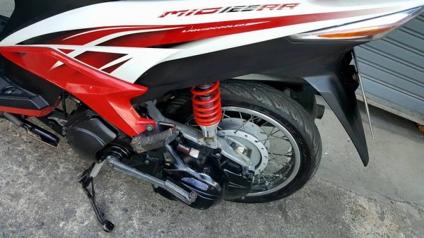 ขออนุญาติขาย YAMAHA MIO 125 รุ่นไฟหน้า 2 ตา แดงขาว ฟรีค่าโอน