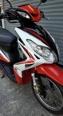 ขออนุญาติขาย YAMAHA MIO 125 รุ่นไฟหน้า 2 ตา แดงขาว ฟรีค่าโอน