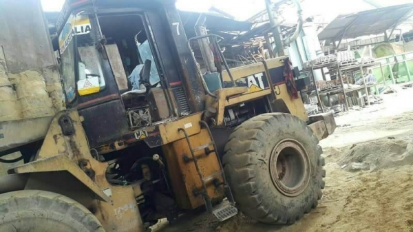 ขาย 850,000 CAT 950 F 2  เครื่องดี ปั้มแรง เอวแน่น เล่มทะเบียน รถสวยพร้อมใช้  รถอยู่ สมุทปราการ โทร&amp;ไอดีไลน์ 0610710295