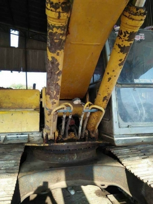 ขาย 650,000 KOBELCO SK200 MARK 3 เก๋งเทา เล่มทะเบียน เครื่องดี  ปั้มแรง เอวดี ช่าวล่างดี รถพร้อมใช้  รถอยู่ จ.นครปฐม โทร&amp;ไอดีไลน์ 0610710295