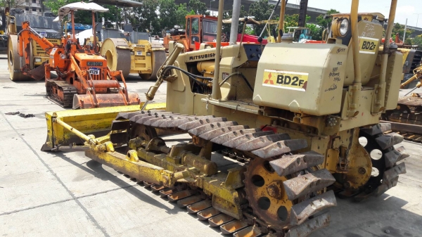 ลดราคาสุดๆๆเหลือ 260,000บาท ขายรถดันดิน MITSUBISHI รุ่น bd2f ใบมีด4ทิศ เก่านอก สภาพสวย (ยาว 2เมตร10เซน) ขายราคา 280,000 สนใจติดต่อ 0818833166 ลดราคาสุดๆๆเหลือ 260,000บาท ขายรถดันดิน MITSUBISHI รุ่น bd2f ใบมีด4ทิศ เก่านอก สภาพสวย (ยาว 2เมตร10เซน) ขายราคา 280,000 สนใจติดต่อ 0818833166