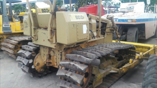 ลดราคาสุดๆๆเหลือ 260,000บาท ขายรถดันดิน MITSUBISHI รุ่น bd2f ใบมีด4ทิศ เก่านอก สภาพสวย (ยาว 2เมตร10เซน) ขายราคา 280,000 สนใจติดต่อ 0818833166 ลดราคาสุดๆๆเหลือ 260,000บาท ขายรถดันดิน MITSUBISHI รุ่น bd2f ใบมีด4ทิศ เก่านอก สภาพสวย (ยาว 2เมตร10เซน) ขายราคา 280,000 สนใจติดต่อ 0818833166