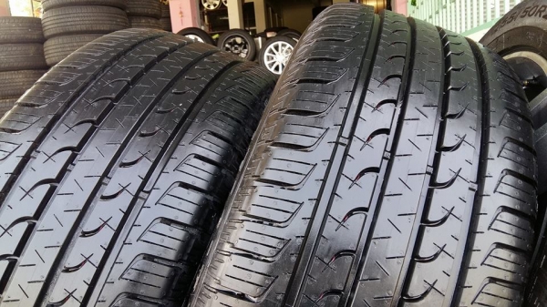 ขายล้อแม็กพร้อมยางป้ายแดง ford everest 20&quot;