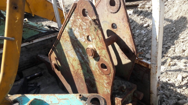 ขายหัวกระแทก รถขุด PC60 เก่านอก ขายราคา 75,000 บาท