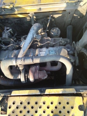 ขายvolvo 210 พร้อมใช้งาน รถอยู่สกลนคร ทะเบียนพร้อมโอน 850,000 บาทสนใจติดต่อ 0895770265