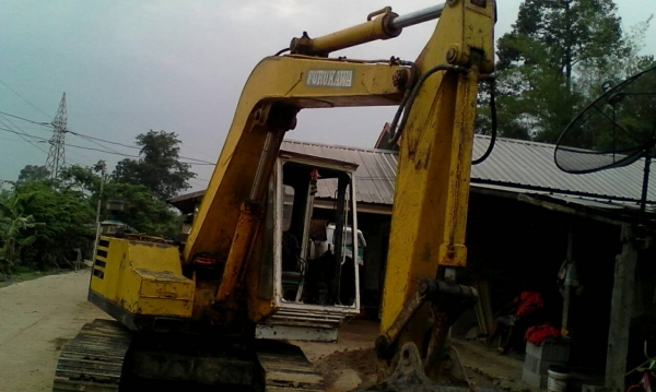 ขายแบคโฮ. Furugawa ขนาด60