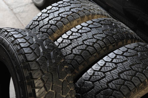 ยาง AT 265 65 17 ปี 15 ยาง AT 265 65 17 ปี 15