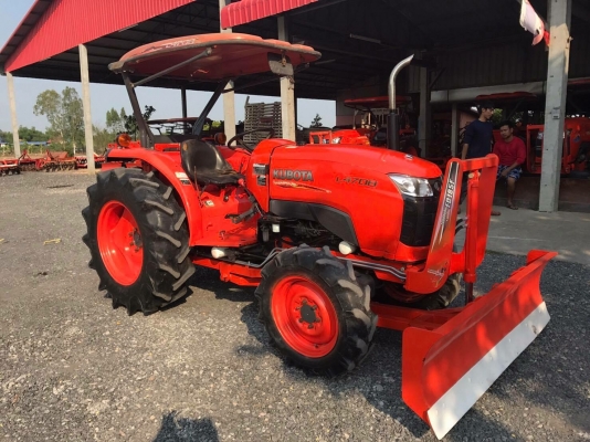 ขายรถไถคูโบต้า L4708 4WD2เพลา  ขายพร้อมอุปกรณ์ ใบมีดหน้าและผานพรวน รถสวยใช้งานน้อย 800 ชั่วโมง ทุกระบบสมบูรณ์ ราคา 398,000 บาท สนใจโทร 081-9136451 หรือ ขอดูรูปเพิ่มเติม line:bow6451 ค่ะ