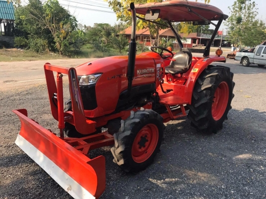 ขายรถไถคูโบต้า L4708 4WD2เพลา  ขายพร้อมอุปกรณ์ ใบมีดหน้าและผานพรวน รถสวยใช้งานน้อย 800 ชั่วโมง ทุกระบบสมบูรณ์ ราคา 398,000 บาท สนใจโทร 081-9136451 หรือ ขอดูรูปเพิ่มเติม line:bow6451 ค่ะ