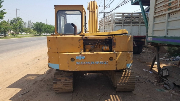 ขาย แบคโฮ KOMATSU 10 HT รุ่น 2 มีไลน์แย็กเรียบร้อย เครื่องแน่น ปั้มดี เอวไม่หลวม ช่วงล่างเต็ม เอกสารใบซื้อขาย