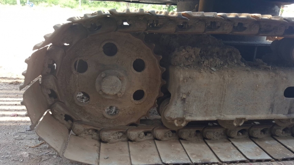 ขาย แบคโฮ KOMATSU 10 HT รุ่น 2 มีไลน์แย็กเรียบร้อย เครื่องแน่น ปั้มดี เอวไม่หลวม ช่วงล่างเต็ม เอกสารใบซื้อขาย