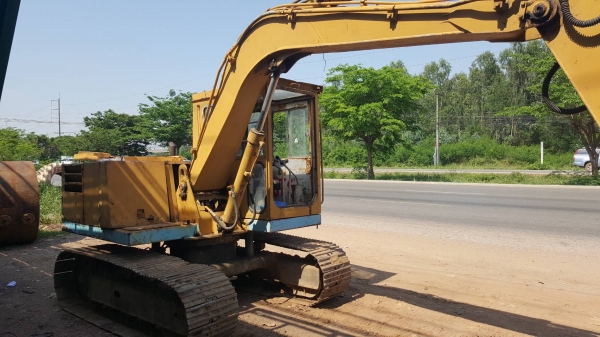 ขาย แบคโฮ KOMATSU 10 HT รุ่น 2 มีไลน์แย็กเรียบร้อย เครื่องแน่น ปั้มดี เอวไม่หลวม ช่วงล่างเต็ม เอกสารใบซื้อขาย