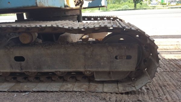 ขาย แบคโฮ KOMATSU 10 HT รุ่น 2 มีไลน์แย็กเรียบร้อย เครื่องแน่น ปั้มดี เอวไม่หลวม ช่วงล่างเต็ม เอกสารใบซื้อขาย