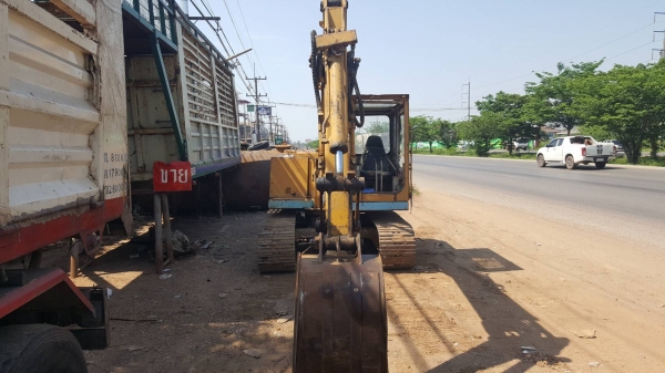 ขาย แบคโฮ KOMATSU 10 HT รุ่น 2 มีไลน์แย็กเรียบร้อย เครื่องแน่น ปั้มดี เอวไม่หลวม ช่วงล่างเต็ม เอกสารใบซื้อขาย