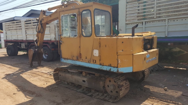 ขาย แบคโฮ KOMATSU 10 HT รุ่น 2 มีไลน์แย็กเรียบร้อย เครื่องแน่น ปั้มดี เอวไม่หลวม ช่วงล่างเต็ม เอกสารใบซื้อขาย