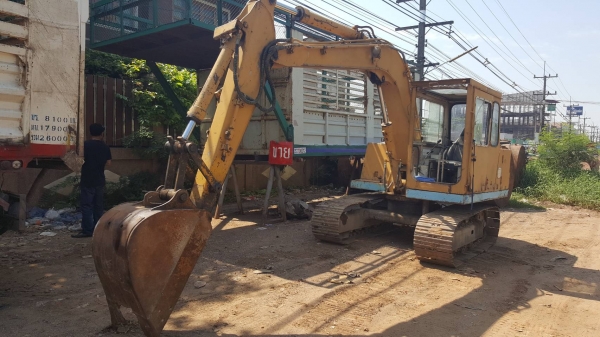 ขาย แบคโฮ KOMATSU 10 HT รุ่น 2 มีไลน์แย็กเรียบร้อย เครื่องแน่น ปั้มดี เอวไม่หลวม ช่วงล่างเต็ม เอกสารใบซื้อขาย