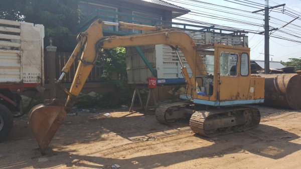 ขาย แบคโฮ KOMATSU 10 HT รุ่น 2 มีไลน์แย็กเรียบร้อย เครื่องแน่น ปั้มดี เอวไม่หลวม ช่วงล่างเต็ม เอกสารใบซื้อขาย