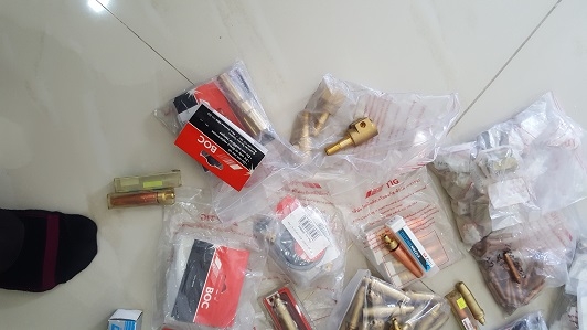 ขายอุปกรณ์หัวตัดแก๊ซมีหลายชิ้นเหมารวมราคาชิ้นละ 100 บาท ขายอุปกรณ์หัวตัดแก๊ซมีหลายชิ้นเหมารวมราคาชิ้นละ 100 บาท