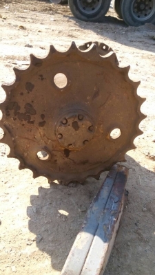 ขายชุดเฟือง รถแทรกเตอร์ CAT-D-3-C ขายไม่แพงครับ ขายชุดเฟือง รถแทรกเตอร์ CAT-D-3-C ขายไม่แพงครับ