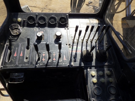 รถเจาะ Furukawa HCR8-DS สภาพสวยมาก นำเข้าจากญี่ปุ่น ราคาไม่แพงครับ รถเจาะ Furukawa HCR8-DS สภาพสวยมาก นำเข้าจากญี่ปุ่น ราคาไม่แพงครับ