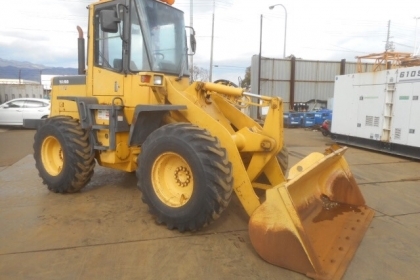 KOMATSU WA100-3 จากญี่ปุ่นแท้ สภาพดี พร้อมใช้งาน