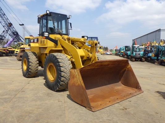 รถตัก CAT 936F สภาพสวย นำเข้าจากญี่ปุ่น ราคาไม่แพงครับ รถตัก CAT 936F สภาพสวย นำเข้าจากญี่ปุ่น ราคาไม่แพงครับ