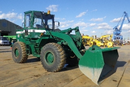 CATERPILLAR 936 นำเข้าจากญี่ปุ่น เหลี่ยมดี สีเดิมสวย เครื่องเกียร์แรง สมบูรณ์พร้อมใช้