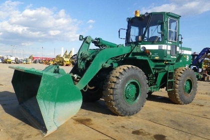 CATERPILLAR 936 นำเข้าจากญี่ปุ่น เหลี่ยมดี สีเดิมสวย เครื่องเกียร์แรง สมบูรณ์พร้อมใช้