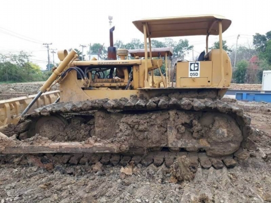 ขาย 450,000 CAT D 5 D ตีนเป็ด เครื่องดี เกียร์ตัดแรง รถสวยพร้อมใช้   รถอยู่ นครปฐม โทร&amp;ไอดีไลน์ 0610710295