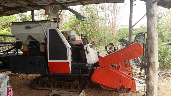 รถเกี่ยว มือสองสภาพดี