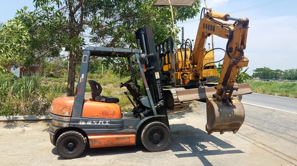 ขายด่วนยกดูจริงๆรถยกTOYOTA 6FG20ยก2ตันงากะดกเสาสูง3เมตรเคื่องตัวใหม่4Yโต้ต้า4สูบเบนซินติดแก็สได้ยางตัน4เส้นรถนอกเพิ่งนำเข้ามายังไม่เคยใช้งานในเมืองไทยเลย