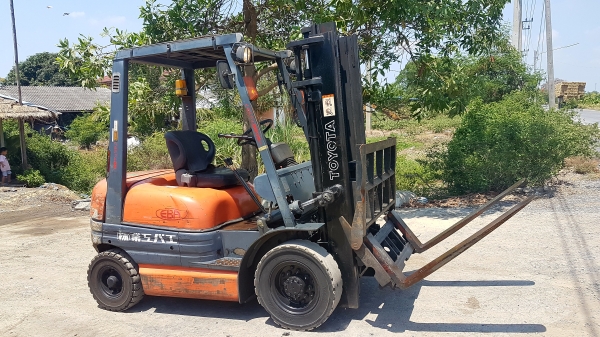 ขายด่วนยกดูจริงๆรถยกTOYOTA 6FG20ยก2ตันงากะดกเสาสูง3เมตรเคื่องตัวใหม่4Yโต้ต้า4สูบเบนซินติดแก็สได้ยางตัน4เส้นรถนอกเพิ่งนำเข้ามายังไม่เคยใช้งานในเมืองไทยเลย ขายด่วนยกดูจริงๆรถยกTOYOTA 6FG20ยก2ตันงากะดกเสาสูง3เมตรเคื่องตัวใหม่4Yโต้ต้า4สูบเบนซินติดแก็สได้ยางตัน4เส้นรถนอกเพิ่งนำเข้ามายังไม่เคยใช้งานในเมืองไทยเลย