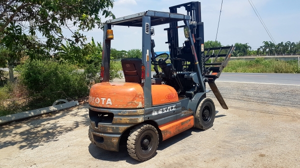 ขายด่วนยกดูจริงๆรถยกTOYOTA 6FG20ยก2ตันงากะดกเสาสูง3เมตรเคื่องตัวใหม่4Yโต้ต้า4สูบเบนซินติดแก็สได้ยางตัน4เส้นรถนอกเพิ่งนำเข้ามายังไม่เคยใช้งานในเมืองไทยเลย ขายด่วนยกดูจริงๆรถยกTOYOTA 6FG20ยก2ตันงากะดกเสาสูง3เมตรเคื่องตัวใหม่4Yโต้ต้า4สูบเบนซินติดแก็สได้ยางตัน4เส้นรถนอกเพิ่งนำเข้ามายังไม่เคยใช้งานในเมืองไทยเลย